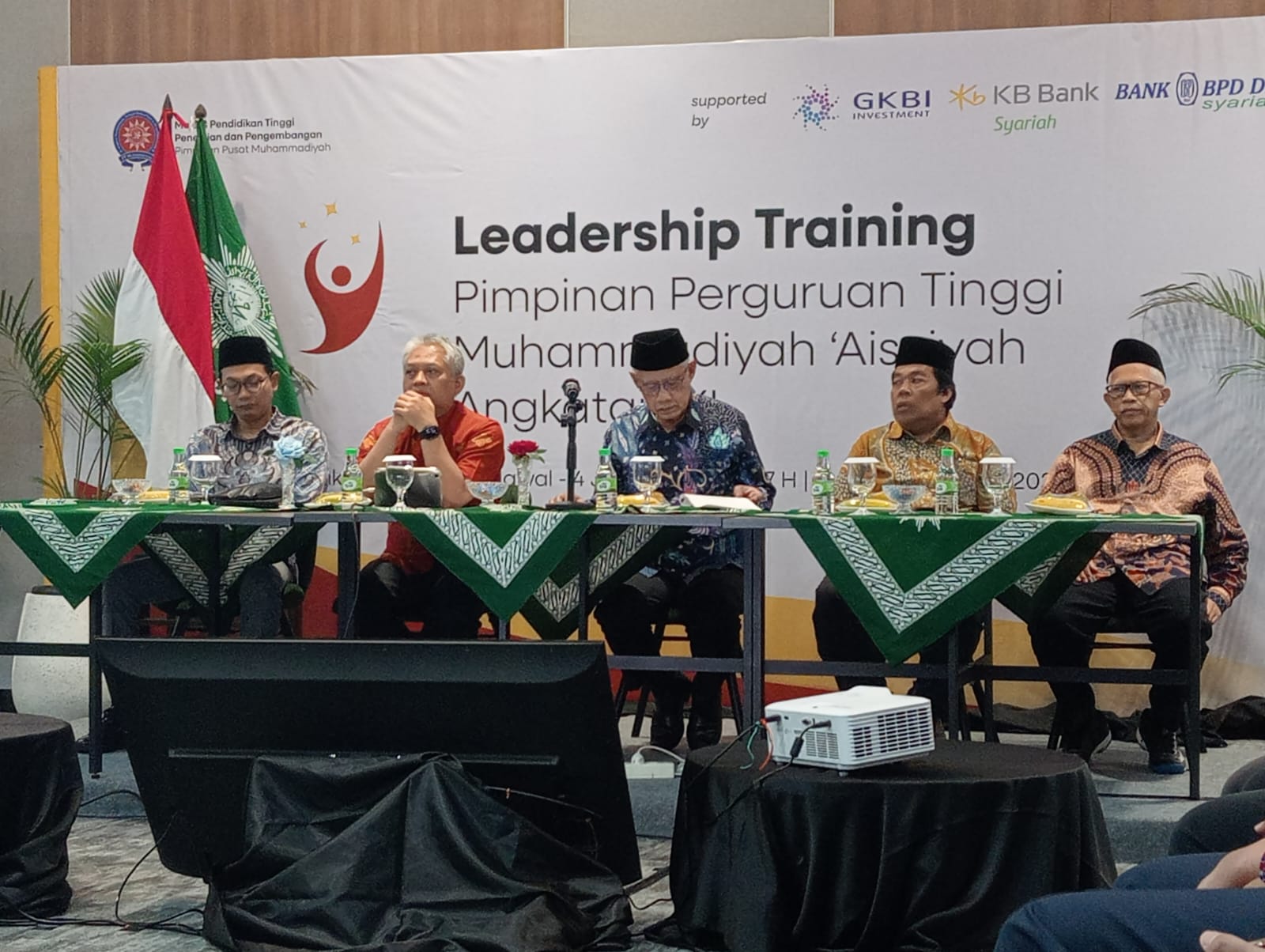 Wakil Rektor II UMMUBA Ikuti Leadership Training Pimpinan PTM se-Indonesia