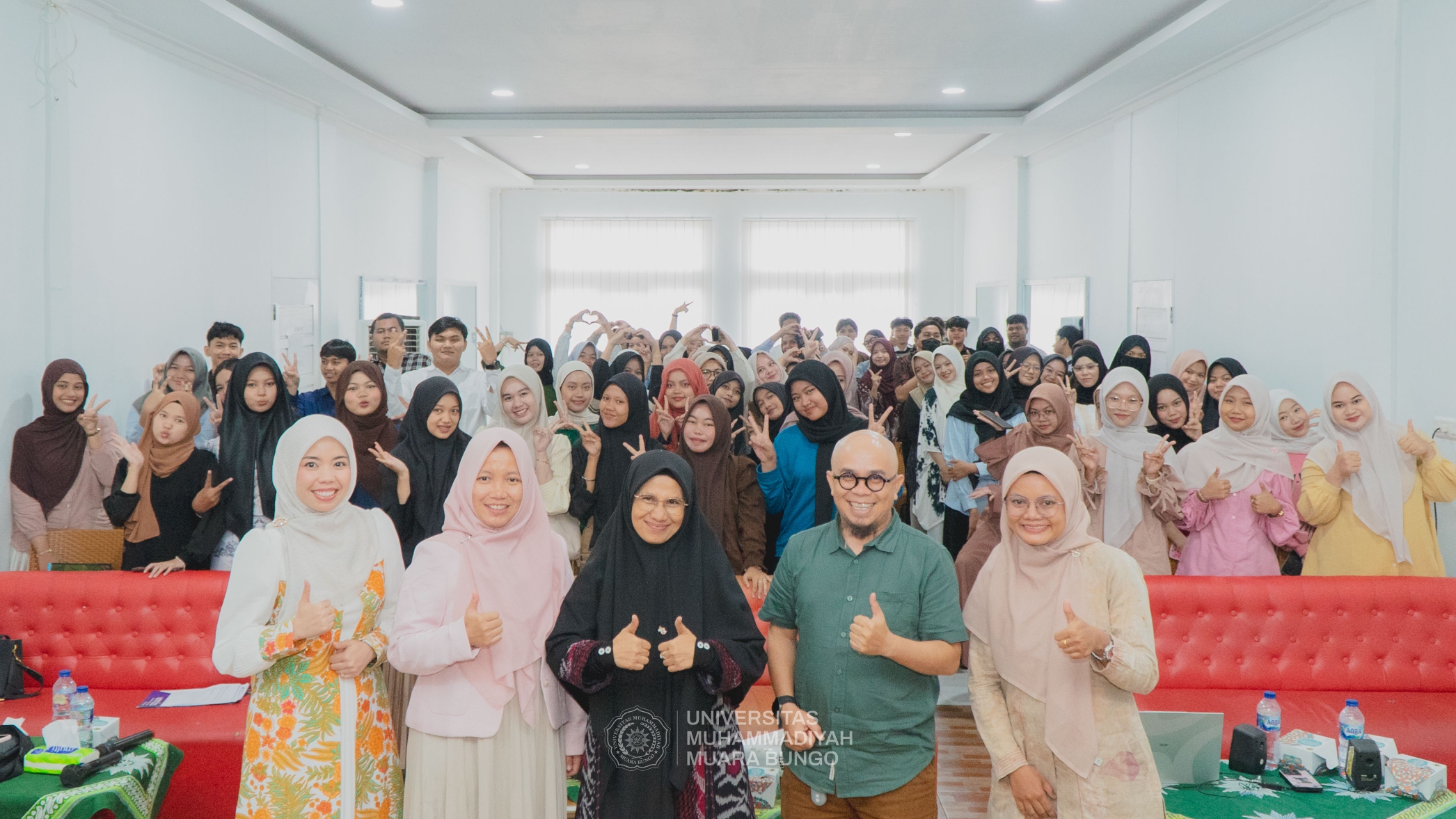 Prodi Pendidikan Bahasa Inggris UMMUBA Gelar Inspirational Talk, Bangun Mindset Positif dan Motivasi